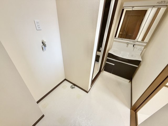 ラフィーネ甲府【洗面所】