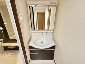 ラフィーネ甲府【独立洗面台】