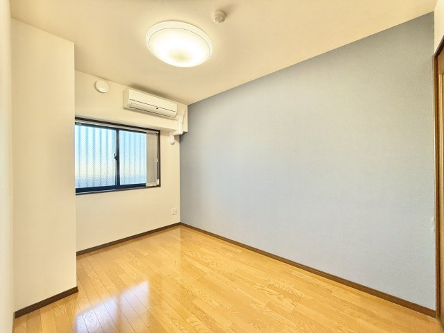 ラフィーネ甲府【洋室】