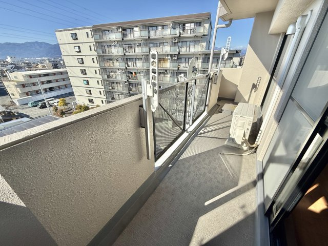 ラフィーネ甲府【バルコニー】