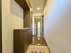 ラフィーネ甲府【玄関】