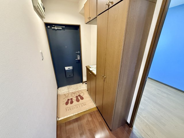 ラフィーネ甲府【玄関】