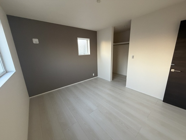 小牧市藤島町【洋室】