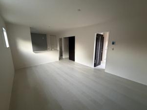 小牧市藤島町【居間・リビング】