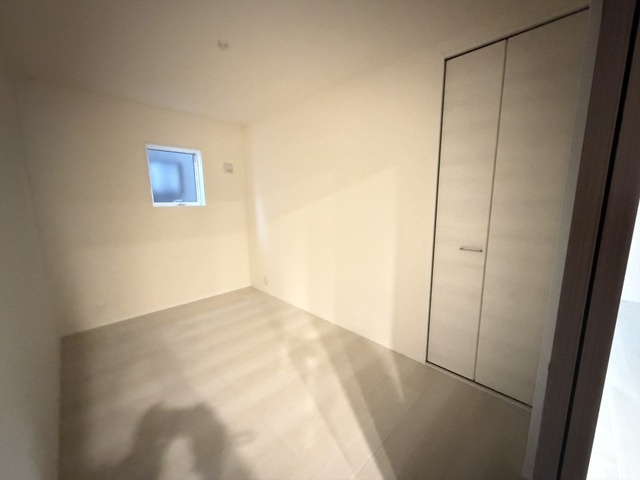 小牧市藤島町【洋室】