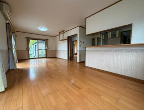 佐野市船越町【居間・リビング】