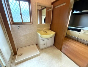 佐野市船越町【独立洗面台】