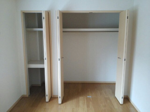 プラドールアカサカ【収納】