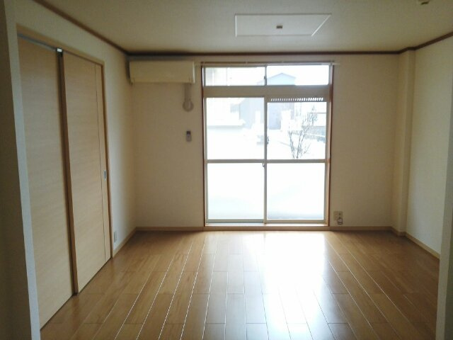 プラドールアカサカ【居間・リビング】