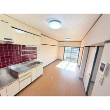 藤塚ハイツ【居間・リビング】