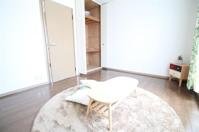 別の部屋の写真となりますので現地ご確認ください
