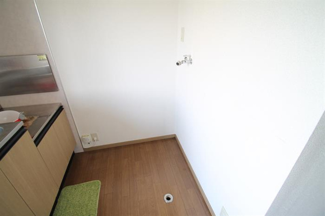 別の部屋の写真となりますので現地ご確認ください