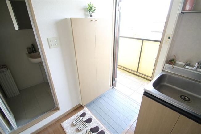 別の部屋の写真となりますので現地ご確認ください