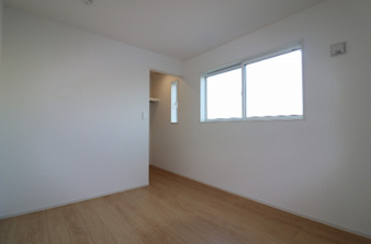 ブルーミングガーデン春日井市美濃町２丁目【洋室】