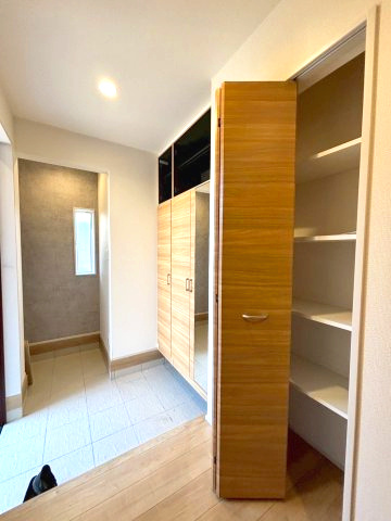 仙波町3丁目【玄関】