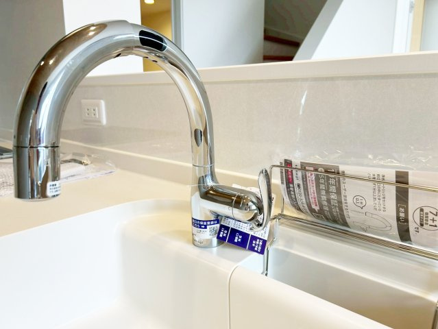 SUNCOURT  小倉北区神岳2丁目【設備】節水もできるハンズフリー水栓です。