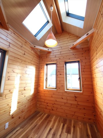 八王子市中野山王1丁目3-14 中古【仲介手数料無料】【洋室】