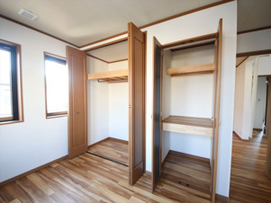 八王子市中野山王1丁目3-14 中古【仲介手数料無料】【収納】