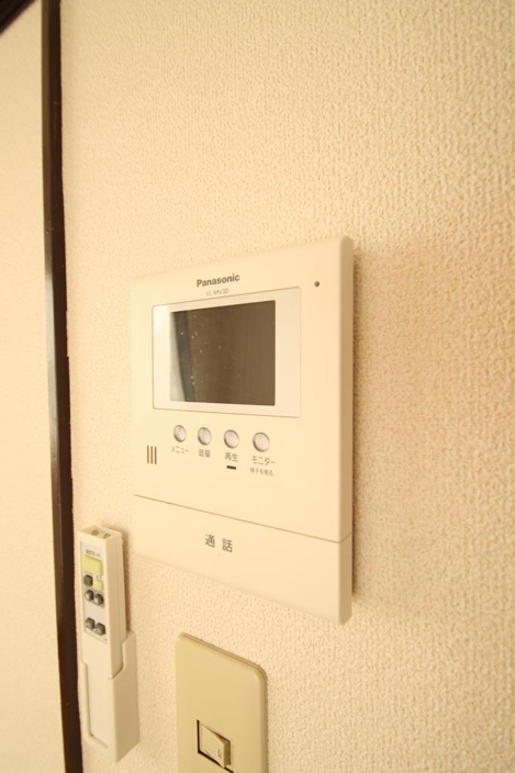 安心のＴＶインターホン付きです♪