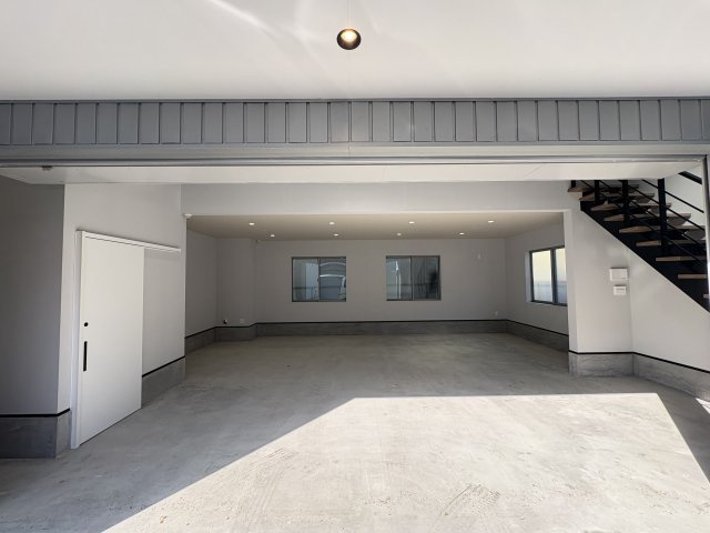 Hongo Base（ホンゴウ・ベース）【内装】