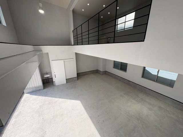 Hongo Base（ホンゴウ・ベース）【内装】