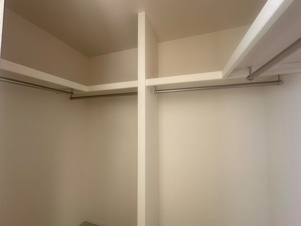 稲沢市平和町法立北瀬古第２【収納】