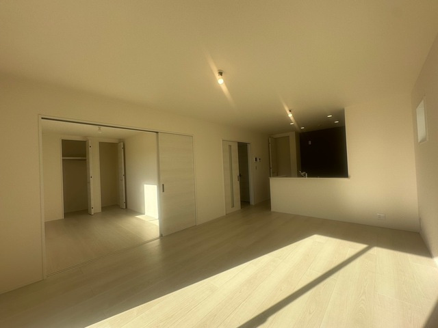 稲沢市平和町法立北瀬古第２【居間・リビング】