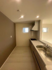 稲沢市平和町法立北瀬古第２【キッチン】