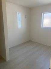 稲沢市梅須賀町【洋室】