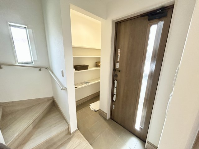 FelidiaGarden清須市須ヶ口 全1区画 1号棟【玄関】