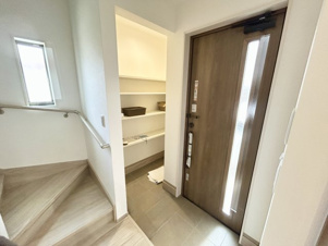 FelidiaGarden清須市須ヶ口 全1区画 1号棟【玄関】