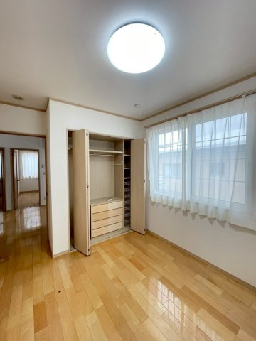 盛岡市北松園４丁目の中古一戸建【洋室】