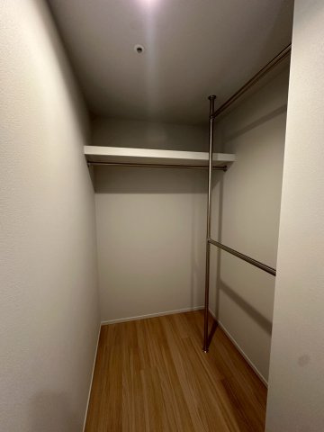 三田ガーデンヒルズ【収納】ウォークインクローゼット