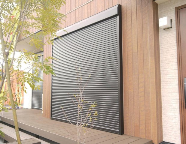 ARCHI DAYS　小倉北区上到津2丁目　1号地1階防犯シャッター、外出時も安心の防犯性能です。