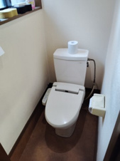 貸店舗 プリンス理容店【トイレ】