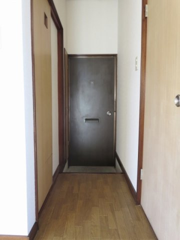 横山荘【玄関】