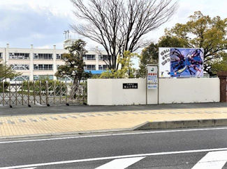 八潮市立潮止小学校