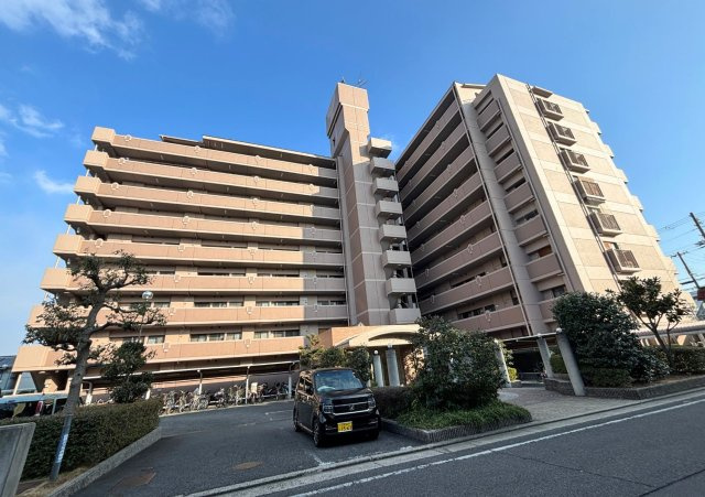 プランメゾン八尾Ⅱ番館【居間・リビング】