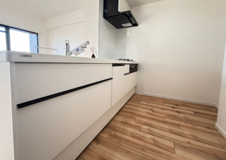 プランメゾン八尾Ⅱ番館【キッチン】