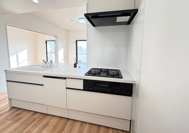 プランメゾン八尾Ⅱ番館【独立洗面台】