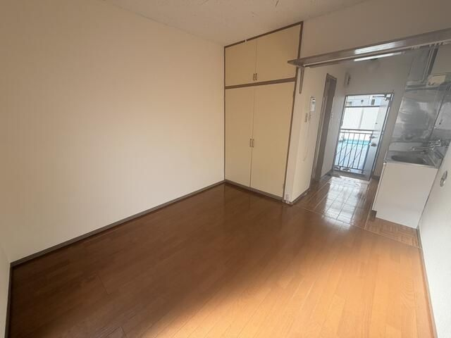 レークハウス【居間・リビング】