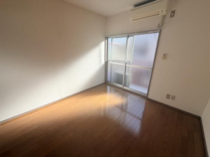 レークハウス【寝室】