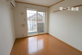 エレガンシア【洋室】