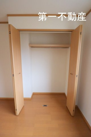 エレガンシア【収納】