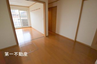 エレガンシア【居間・リビング】