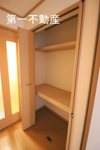 エレガンシア【収納】