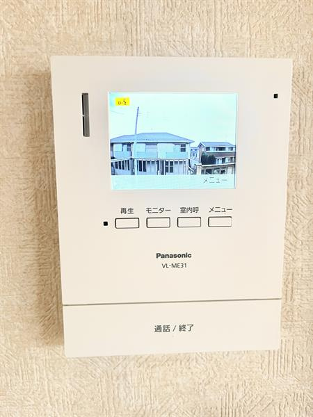 インターホンついてます☆