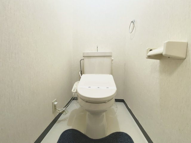 温水洗浄便座つき！