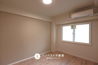 シャンティ―永和【洋室】【リノベスト不動産】弊社は近鉄大阪線・奈良線『布施』駅から徒歩2分の場所にございます♪
