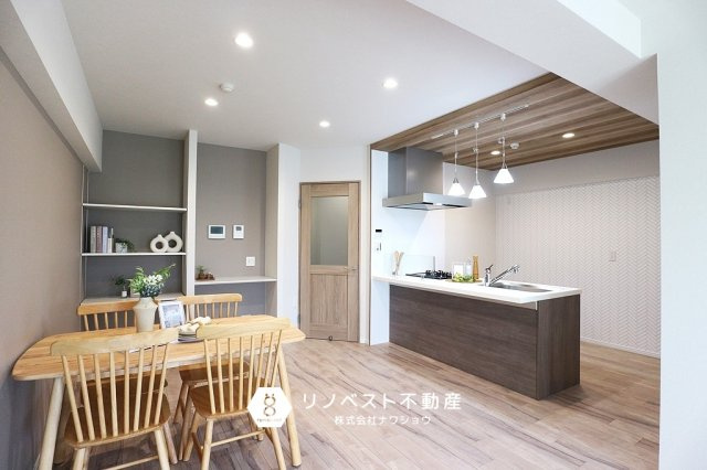 シャンティ―永和【キッチン】食洗機付で作業の時短に◎対面式キッチンはリビングで寛ぐ家族を見守りながらお料理できるからファミリーに人気です♪